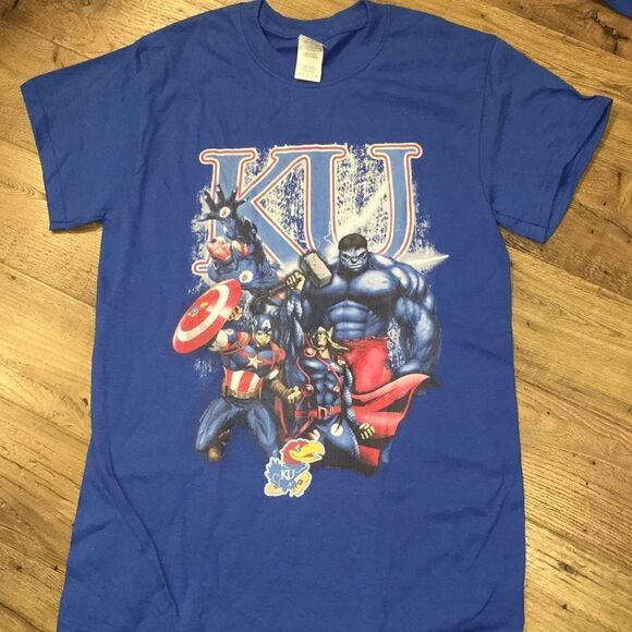 Marvel Super Hero’s Kansas Jayhawks t shirt S - Picture 1 of 2